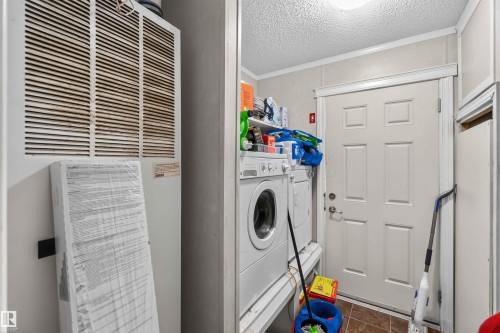 58502 Rng Rd 273, Rural Westlock County, AB - Indoor Photo Showing Laundry Room