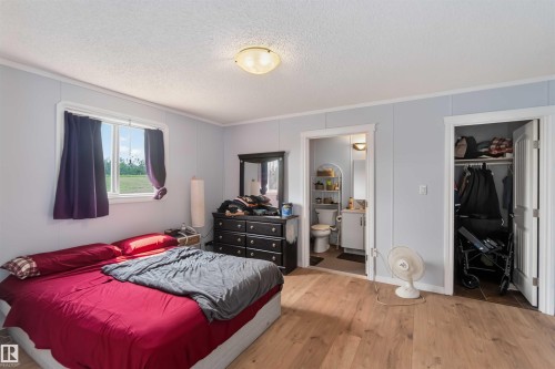 58502 Rng Rd 273, Rural Westlock County, AB - Indoor Photo Showing Bedroom