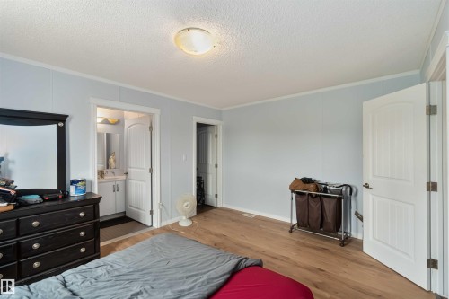 58502 Rng Rd 273, Rural Westlock County, AB - Indoor Photo Showing Bedroom