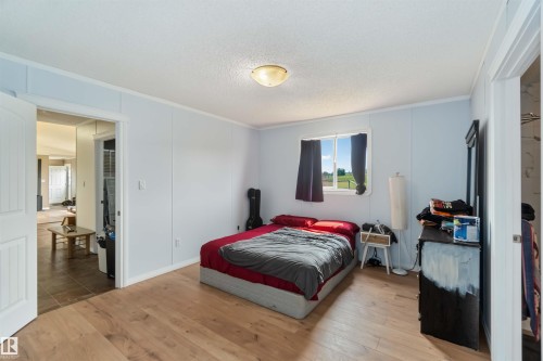 58502 Rng Rd 273, Rural Westlock County, AB - Indoor Photo Showing Bedroom