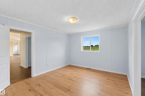58502 Rng Rd 273, Rural Westlock County, AB - Indoor Photo Showing Other Room