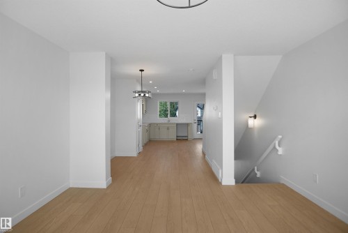 21305 131A Avenue Nw, Edmonton, AB 