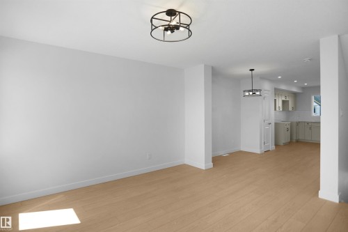 21305 131A Avenue Nw, Edmonton, AB 