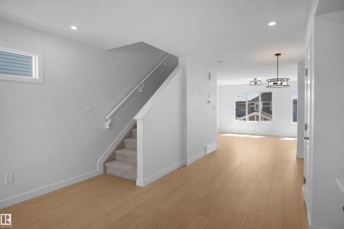 21305 131A Avenue Nw, Edmonton, AB 