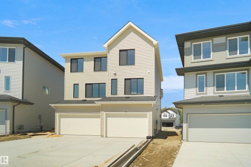 21305 131A Avenue Nw, Edmonton, AB 