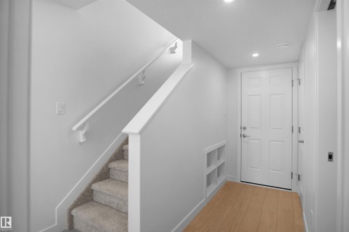 21305 131A Avenue Nw, Edmonton, AB 