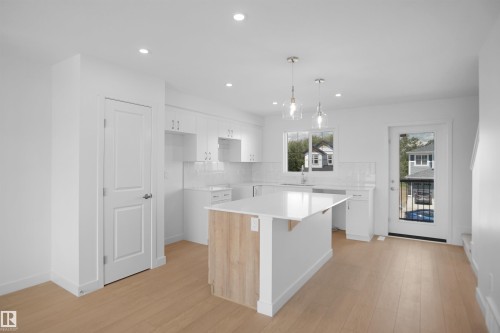 21229 131A Avenue Nw, Edmonton, AB 