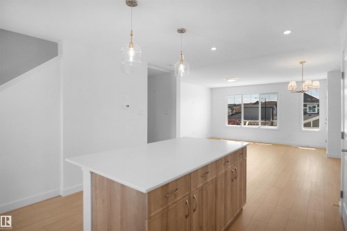 21229 131A Avenue Nw, Edmonton, AB 