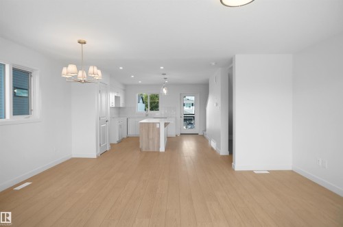 21229 131A Avenue Nw, Edmonton, AB 