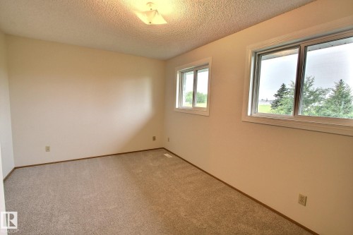 #122 5 Aberdeen Wy, Stony Plain, AB 
