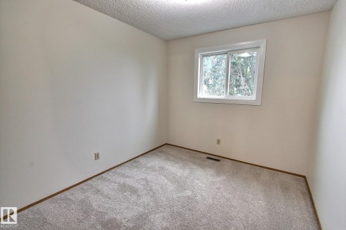 #122 5 Aberdeen Wy, Stony Plain, AB 