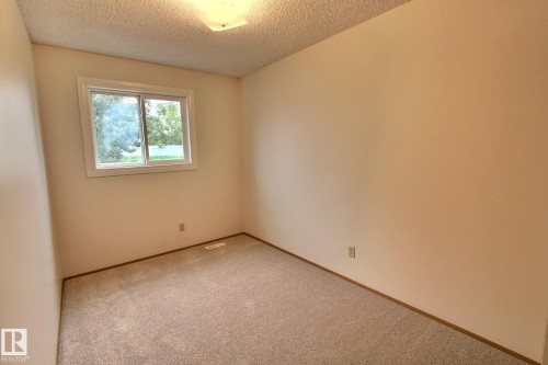 #122 5 Aberdeen Wy, Stony Plain, AB 