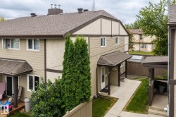 716 clareview RD NW  Edmonton, AB T5A 4J7
