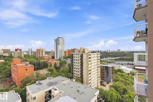 Expansive cityscape with various building styles and a visible river - #1507 9835 113 St Nw, Edmonton, AB 