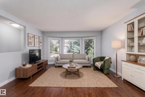 VIRTUALLY STAGED - 2512 46A Street Nw, Edmonton, AB 