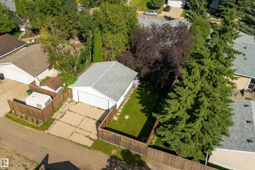 2512 46A Street Nw, Edmonton, AB 