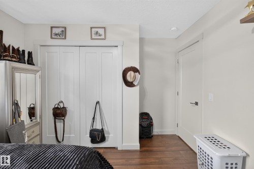 1122 Allendale Crescent, Sherwood Park, AB - Indoor Photo Showing Bedroom