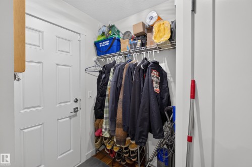 1122 Allendale Crescent, Sherwood Park, AB - Indoor With Storage