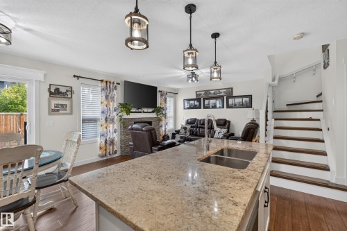 1122 Allendale Crescent, Sherwood Park, AB - Indoor Photo Showing Kitchen With Double Sink