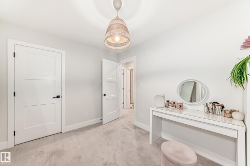 7642 91 Avenue Nw, Edmonton, AB 
