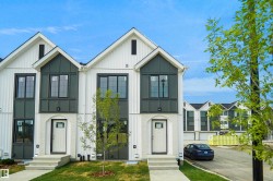 #166 150 Cashman CR SW  Edmonton, AB T6W 2P6
