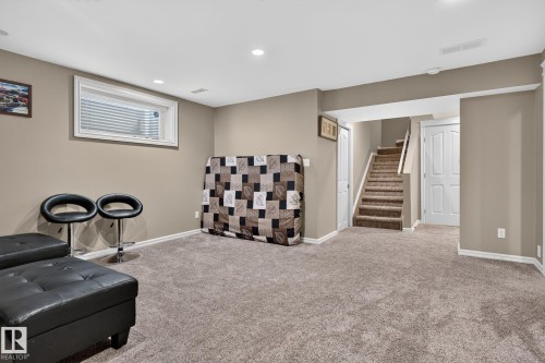 3224 26 Street Nw, Edmonton, AB 