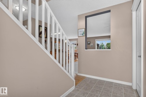 3224 26 Street Nw, Edmonton, AB 
