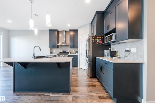 2284 Chokecherry Cl Sw, Edmonton, AB 