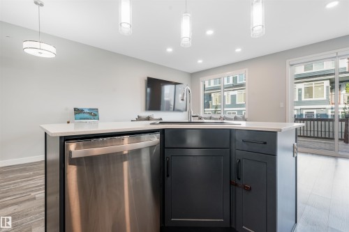 2284 Chokecherry Cl Sw, Edmonton, AB 