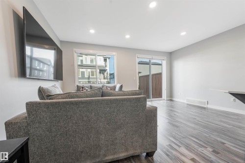 2284 Chokecherry Cl Sw, Edmonton, AB 