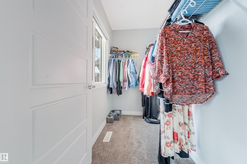 2284 Chokecherry Cl Sw, Edmonton, AB 