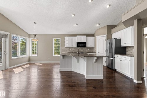 172 Galland Crescent Nw, Edmonton, AB 