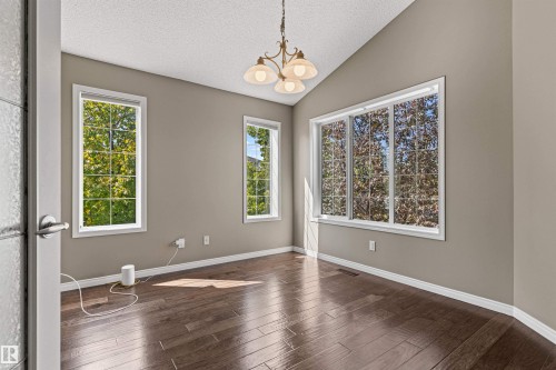 172 Galland Crescent Nw, Edmonton, AB 