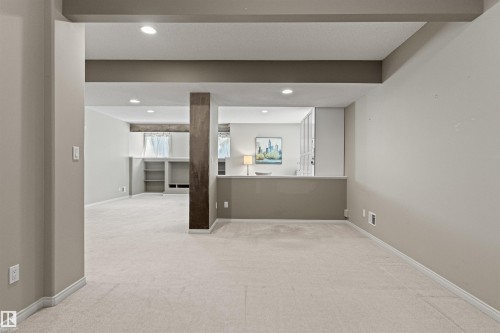 172 Galland Crescent Nw, Edmonton, AB 