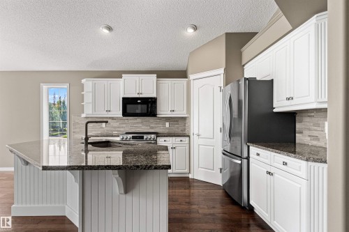 172 Galland Crescent Nw, Edmonton, AB 