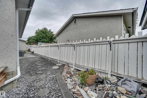 14203 61 Street Nw, Edmonton, AB 