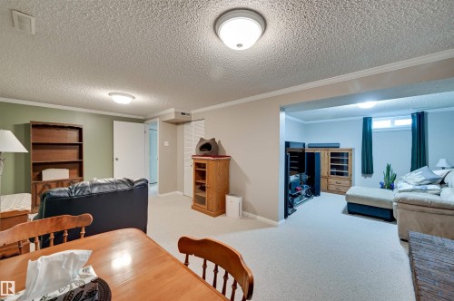 14203 61 Street Nw, Edmonton, AB 