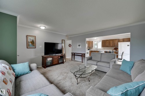 14203 61 Street Nw, Edmonton, AB 