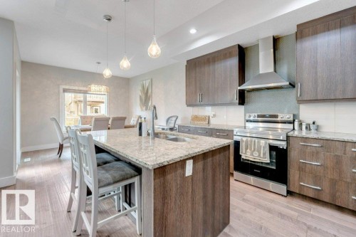 5137 1B Avenue Sw, Edmonton, AB 