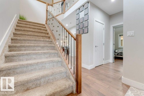5137 1B Avenue Sw, Edmonton, AB 