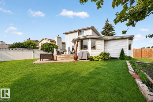 12327 43 Street Nw, Edmonton, AB 