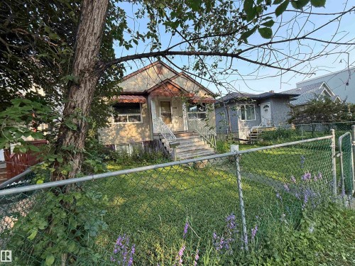 11825 67 Street Nw, Edmonton, AB 
