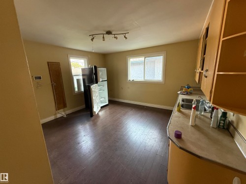 11825 67 Street Nw, Edmonton, AB 