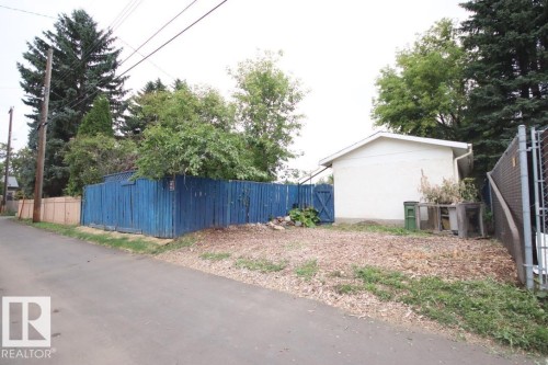 3639 109 Avenue Nw, Edmonton, AB 