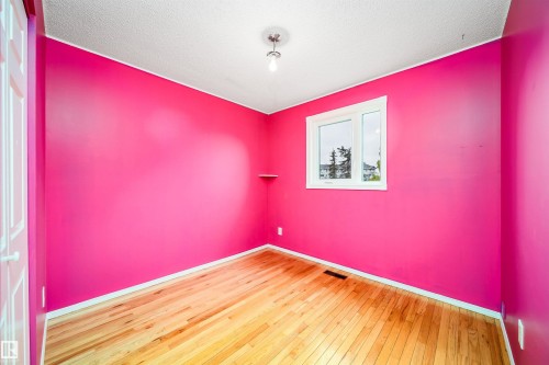 9540 178 Avenue Nw, Edmonton, AB 