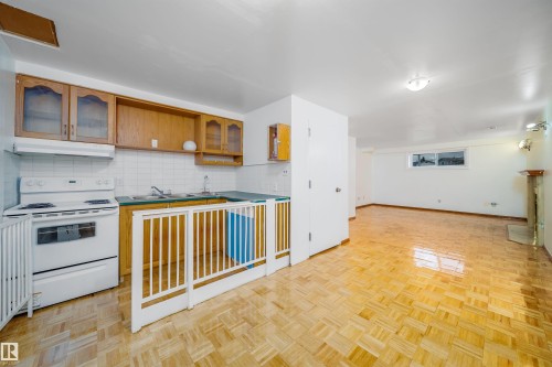 9540 178 Avenue Nw, Edmonton, AB 