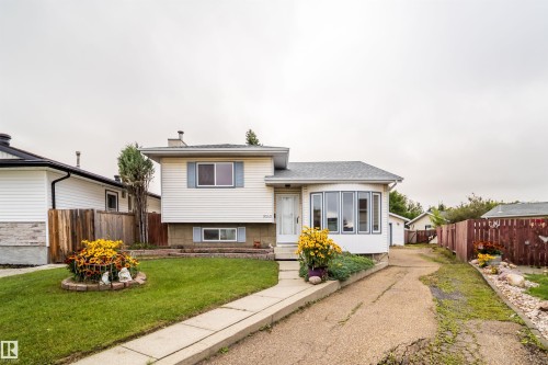 9540 178 Avenue Nw, Edmonton, AB 