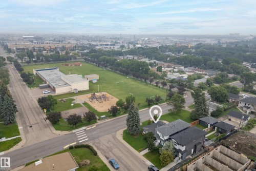 15321 110 Avenue Nw, Edmonton, AB 