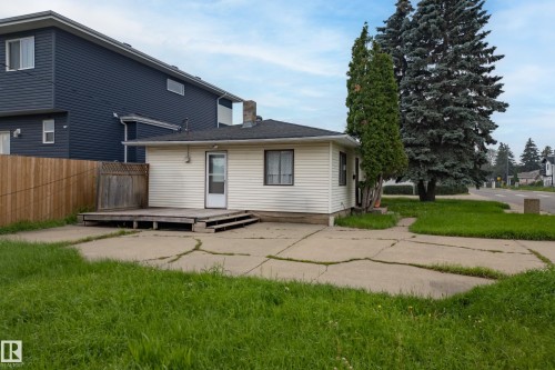 15321 110 Avenue Nw, Edmonton, AB 