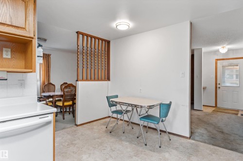 8827 138 Avenue Nw, Edmonton, AB 